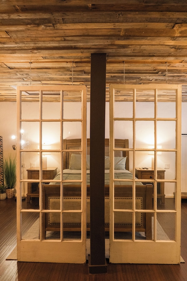 4 Schlafzimmer, Bügeleisen/Bügelbrett, WLAN, Bettwäsche