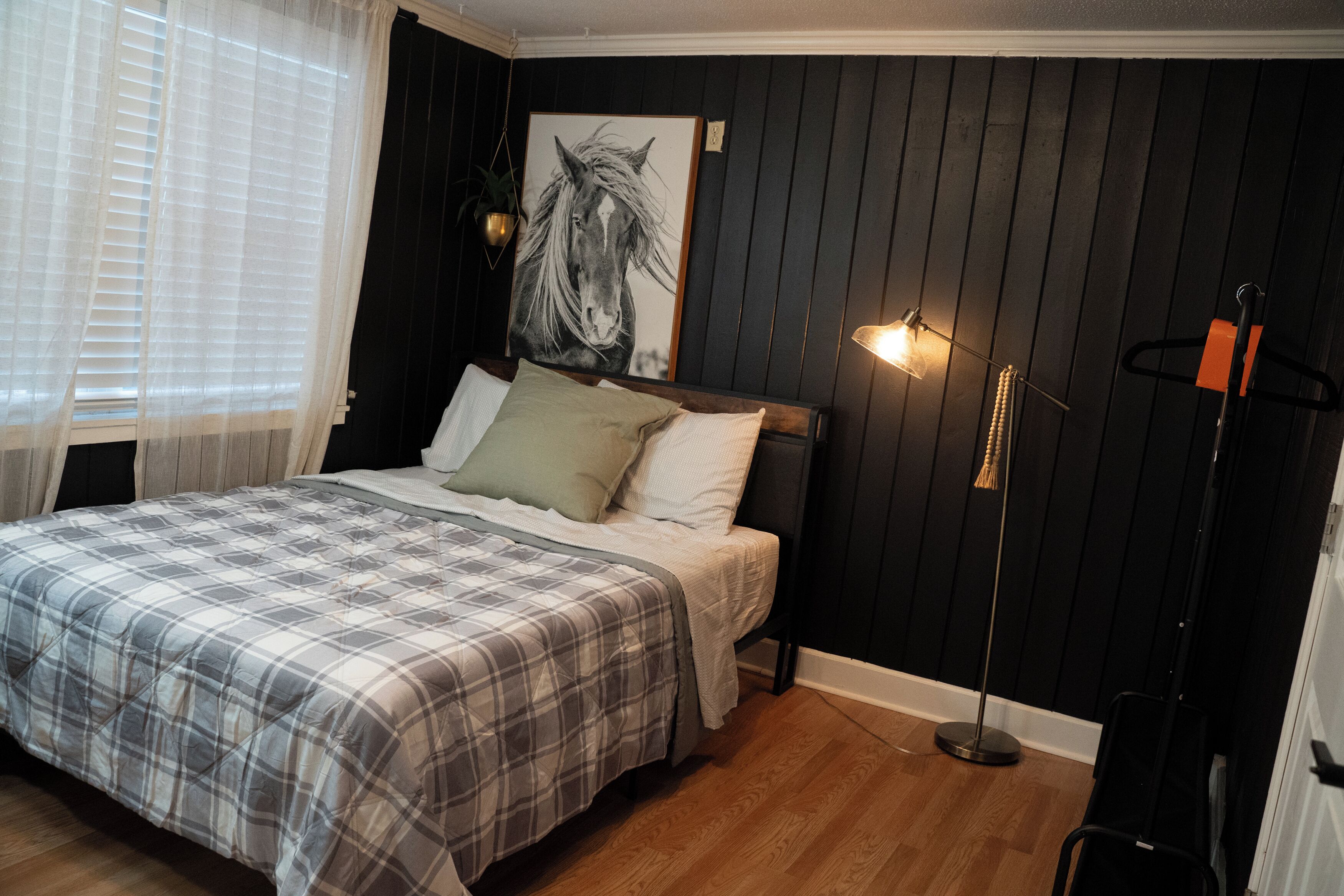 4 chambres, fer et planche à repasser, Wi-Fi, draps fournis