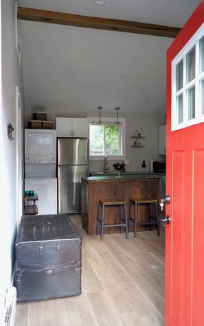 Interior - Charming Walkerville tiny house (Windsor)