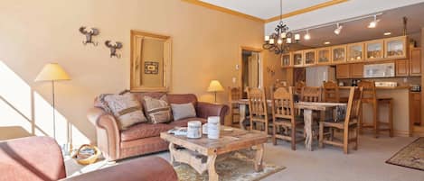 Televisor i llar de foc