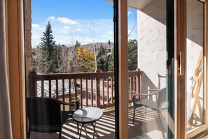 Interior - Oxford Court 206 - 2 Bedroom Residence (Beaver Creek)