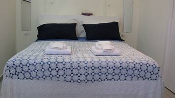 House, 1 Bedroom, Smoking, Patio | 1 bedroom