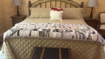 2 makuuhuonetta, silitysrauta/-lauta, Wi-Fi, vuodevaatteet