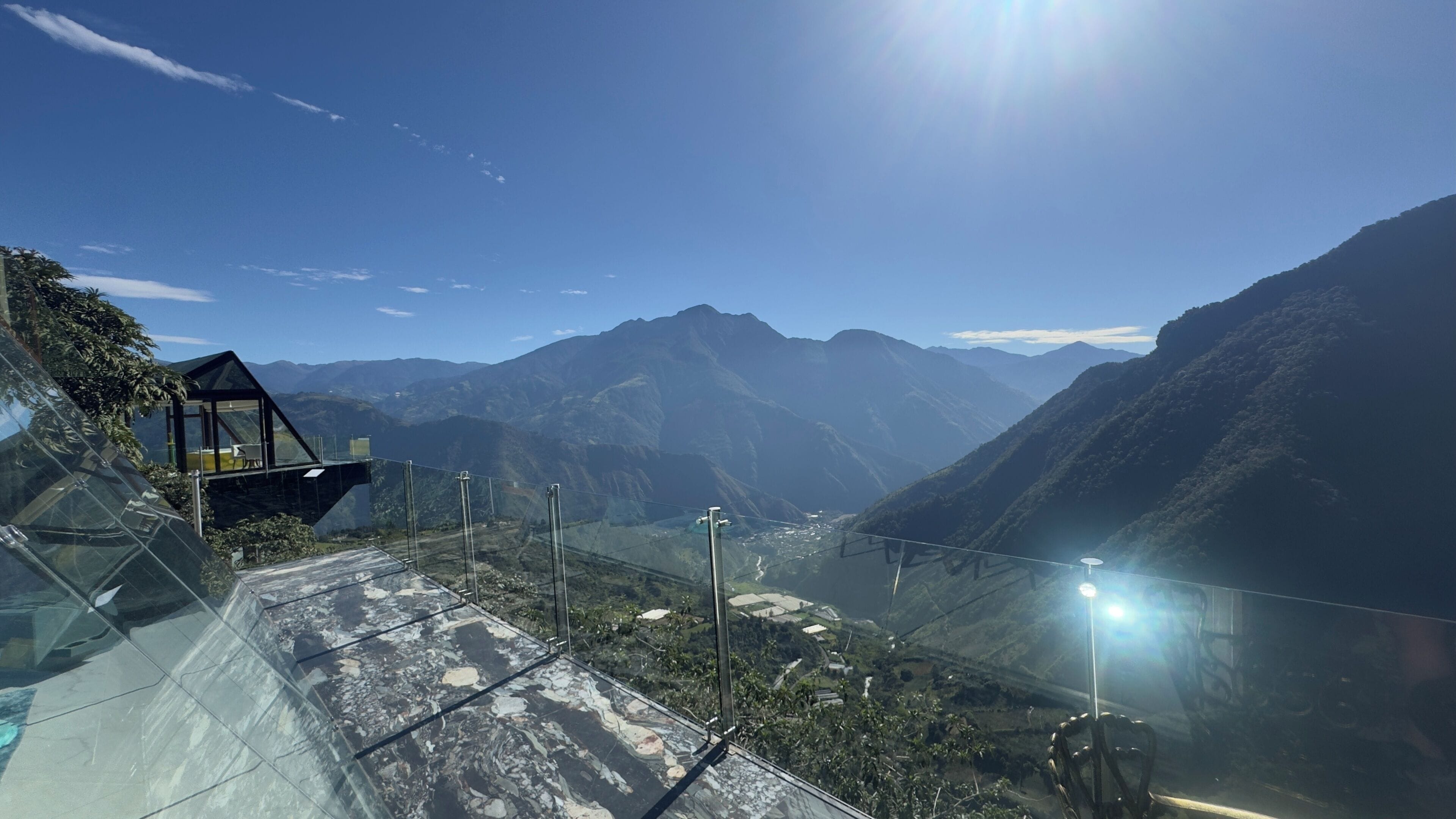 ลานระเบียง/นอกชาน