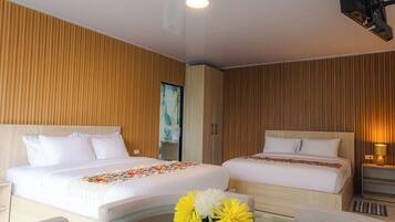 Comfort-Doppelzimmer, Balkon, Bergblick