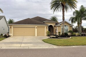 Exterior - 3/2 Designer in the Village of St. Charles (The Villages)