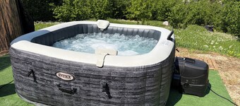 Romantic Cascina with fireplace and Jacuzzi