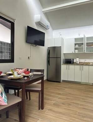 Microwave, oven, stovetop