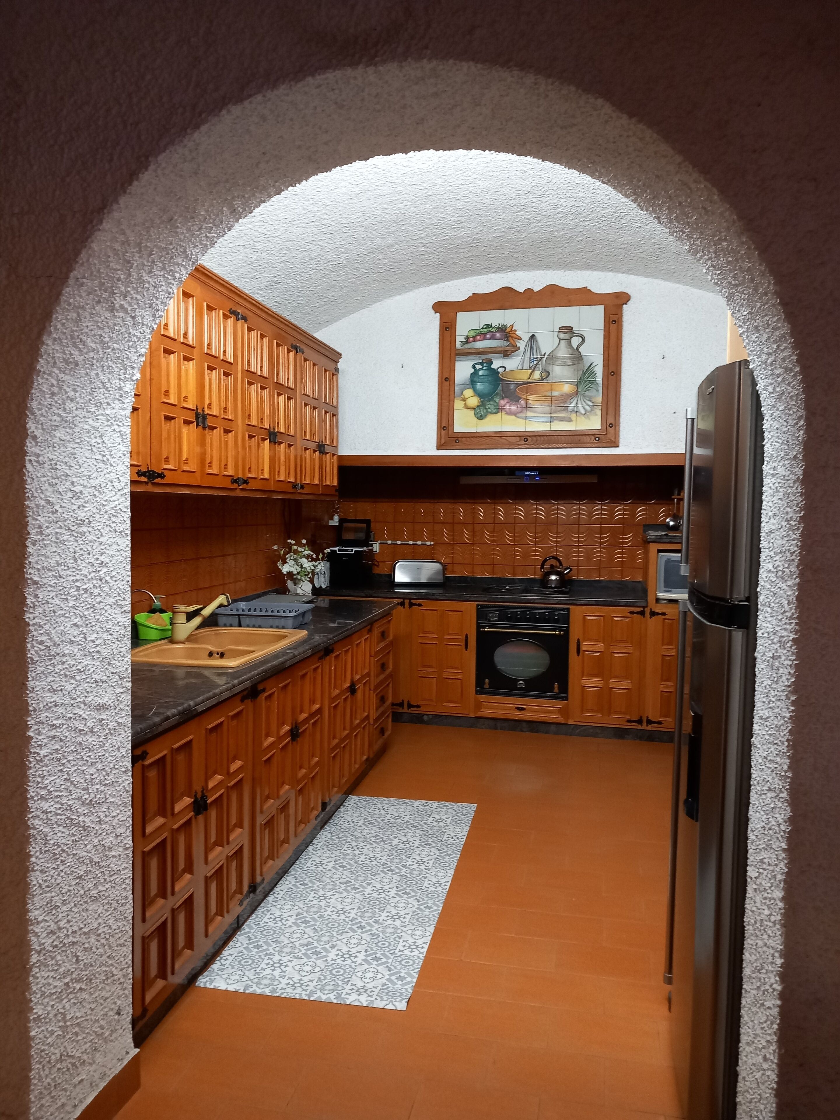 Microondas, horno, placa de cocina y lavavajillas