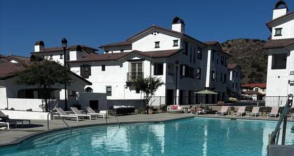 Charming bed & breakfast in enjoyable Camarillo with AC, fitness room