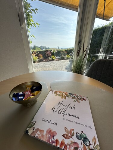 Terrace apartment 'Kleine Perle' with view of Lake Constance