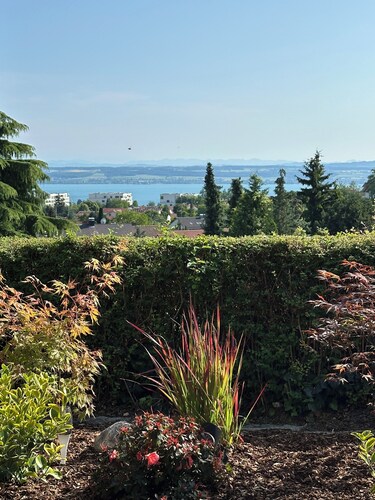 Terrace apartment 'Kleine Perle' with view of Lake Constance