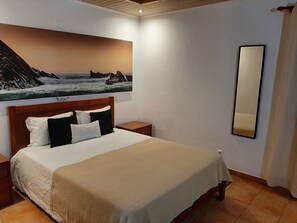 Standard Double Room, Patio, Garden View