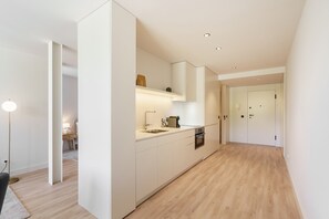 House, Smoking - The Boavista Signature by Minhos Guest (Braga)