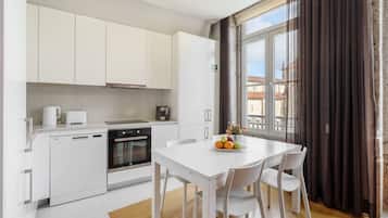 House, Smoking | 2 bedrooms, soundproofing