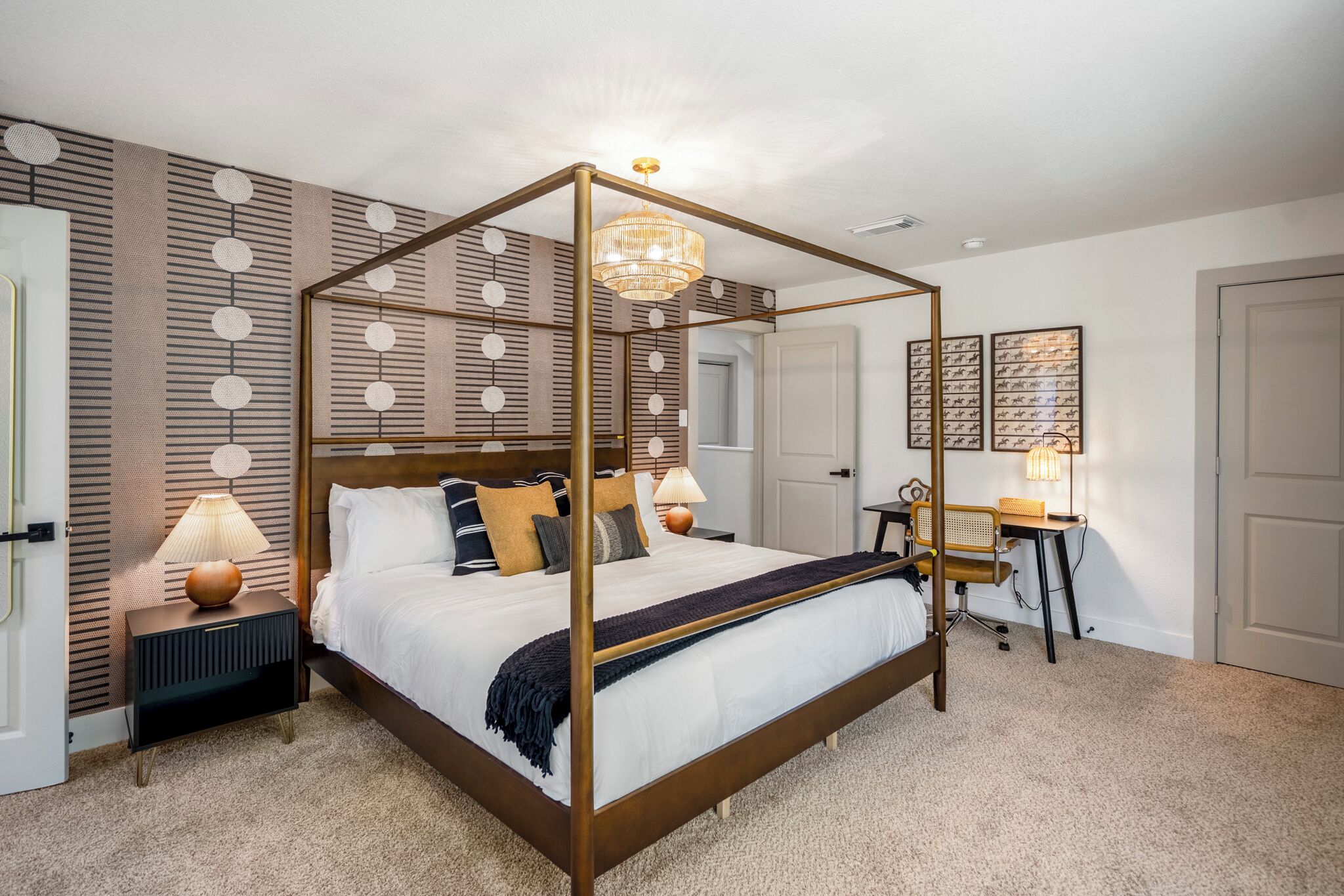 4 多间卧室、熨斗/熨衣板、WiFi、床单