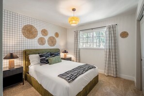 4 Schlafzimmer, Bügeleisen/Bügelbrett, WLAN, Bettwäsche