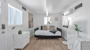 4 camere, ferro/asse da stiro, Wi-Fi, lenzuola