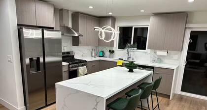 Charming brand new 2-bedroom apartment in awesome Burbank