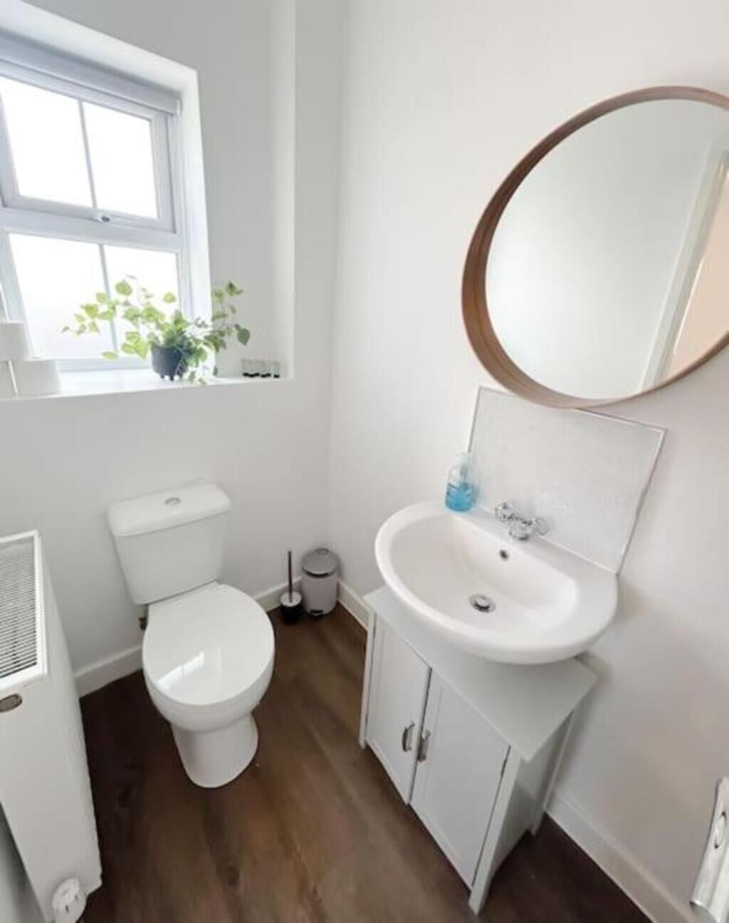 Dusch, hårtork och handdukar