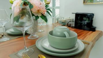 Superior Villa | Private kitchen | Full-sized fridge, microwave, oven, stovetop