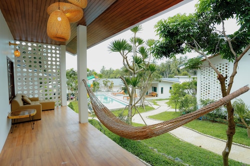 Rock & Lune Boutique Villas