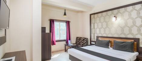Deluxe Double Room | Free WiFi