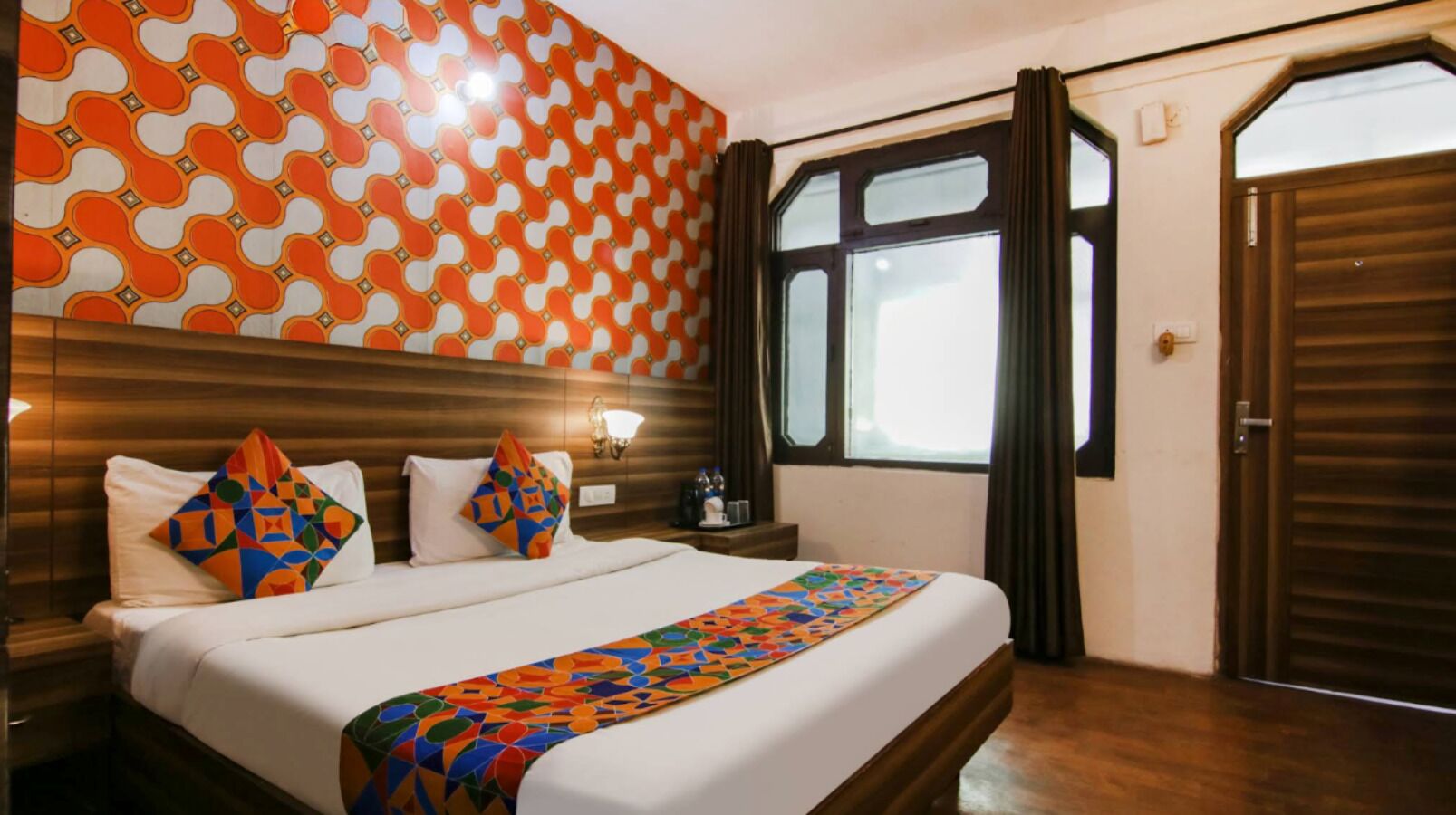 Deluxe Double Room, City View | Desk, free WiFi