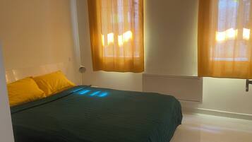 2 chambres, accès Internet, draps fournis