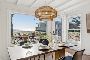 Dining - Oceanfront Luxury Getaway On The Sand (Stinson Beach)