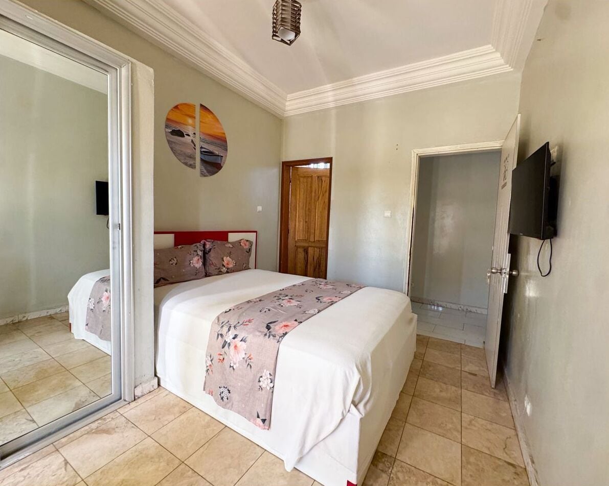 Egyptian cotton sheets, premium bedding, pillowtop beds