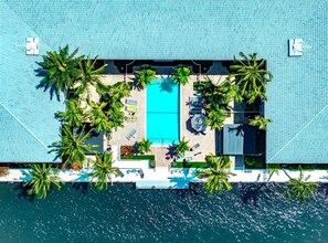 Exterior - Luxury Boca Stay • Pool, Hot Tub & Intracoastal (Boca Raton)