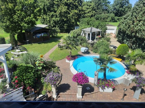 Gemütliche Ferienwohnung im Grünen inkl. Pool und viel Natur.