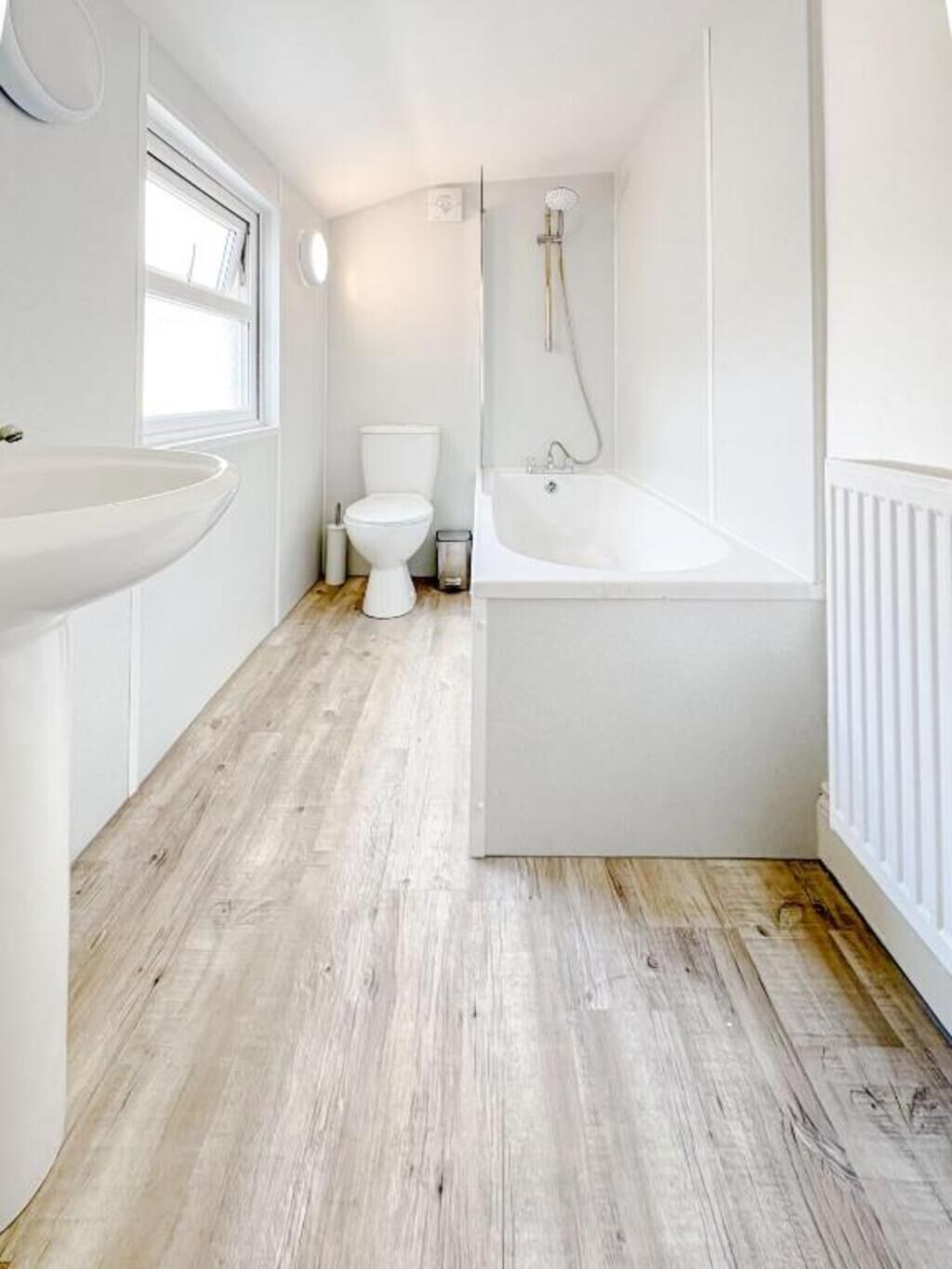 Douche, serviettes fournies