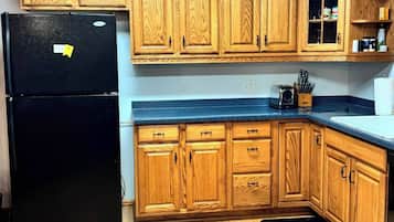 ميكروويف، فرن، موقد طهي مسطح، غسالة أطباق