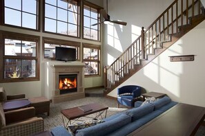 Living area - Christmas Week in Park City, UT - Ski In/Out - Sleeps up to 12 (Park City)