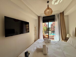 2 habitaciones, tabla de planchar con plancha, internet y ropa de cama 