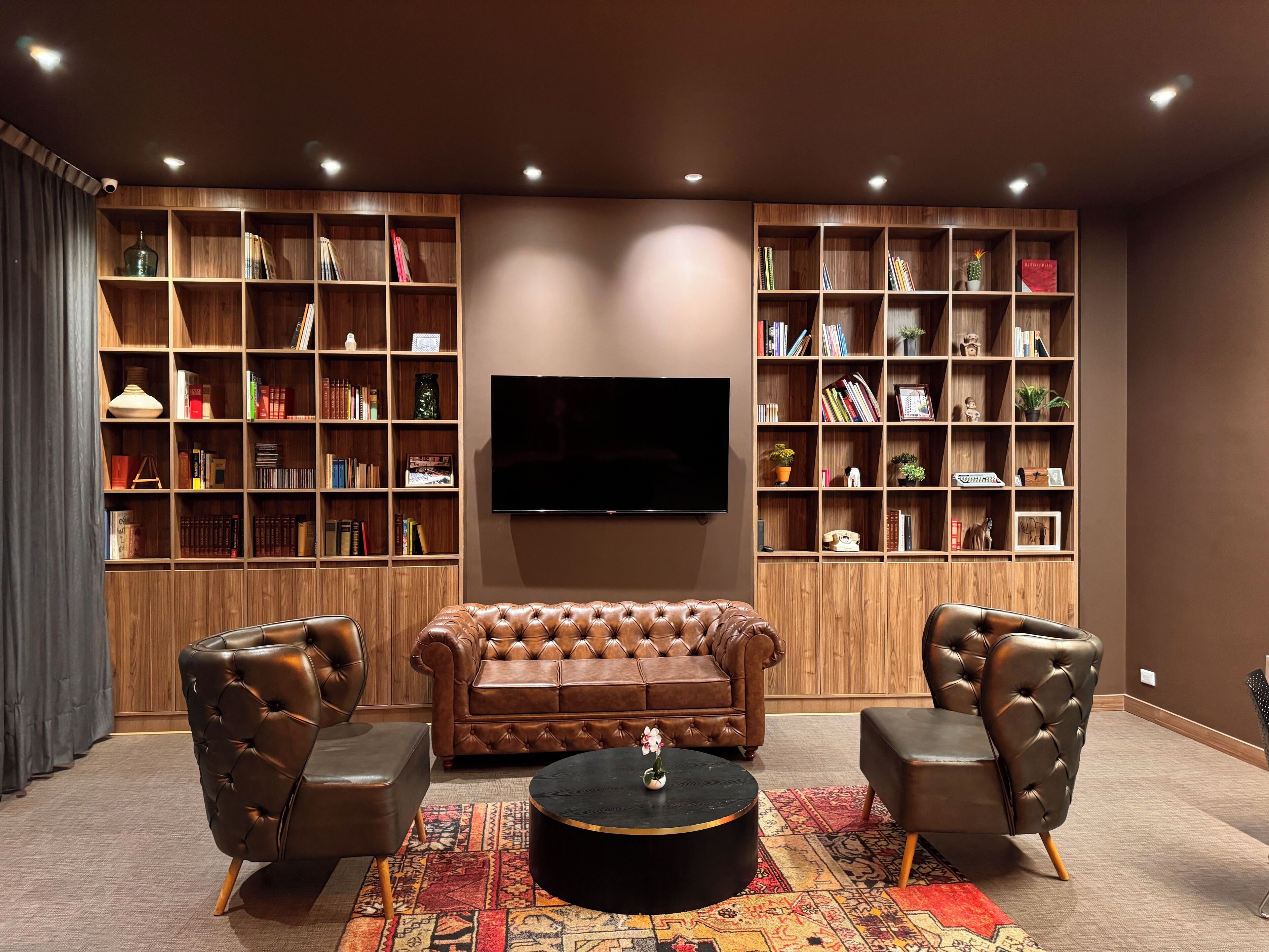 Exceptional Location In Chico Norte, With Gym, Wifi, Terrace And Restaurant - Bogota