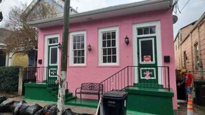 Exterior - Mardi Gras special garden district (New Orleans)