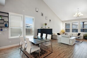 تناول الطعام