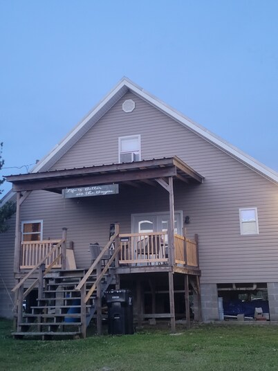 2 Bedroom Camp located in Yscloskey/Shell Beach.