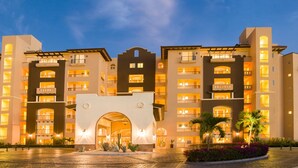 Exterior - Villa Del Arco Luxeresort 2BDRM Oceanfront Suite,Oct 1-6 in 6ppl CABO SAN LUCAS! (Cabo San Lucas)