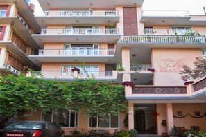 Exterior - Hotel Tashi Dhele (Kathmandu)