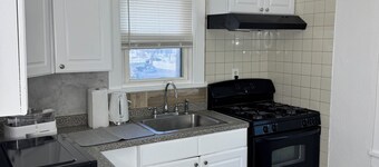 Julie's Cozy Haven -Peaceful 1BR Retreat