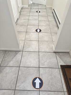 Interior - Julie's Cozy 1BR Apartment (uniondale)