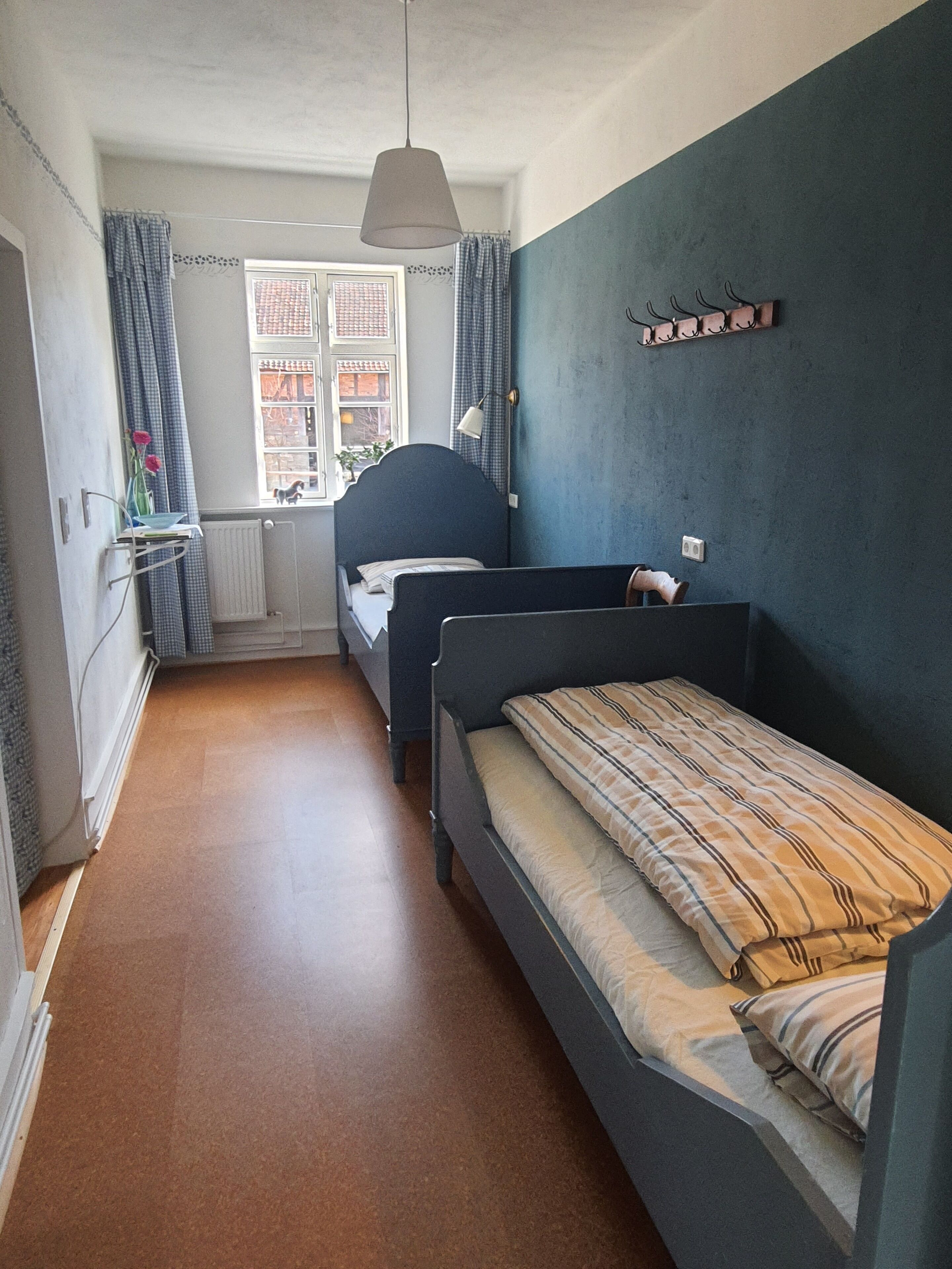 1 多间卧室、WiFi、床单