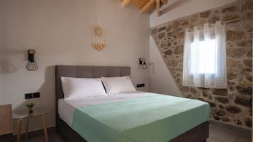 1 habitación, tabla de planchar con plancha, wifi y ropa de cama