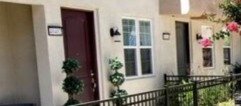 Charming 2-bedroom townhome in delightful Murrieta with AC