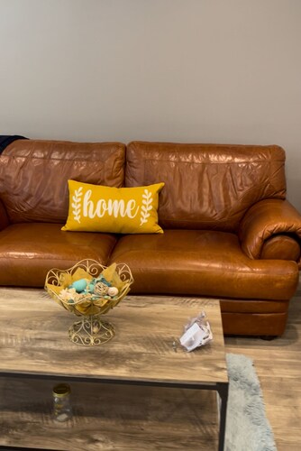 Charming 2-bedroom townhome in delightful Murrieta with AC