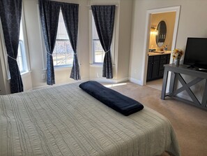 3 bedrooms, travel cot, free WiFi, bed sheets